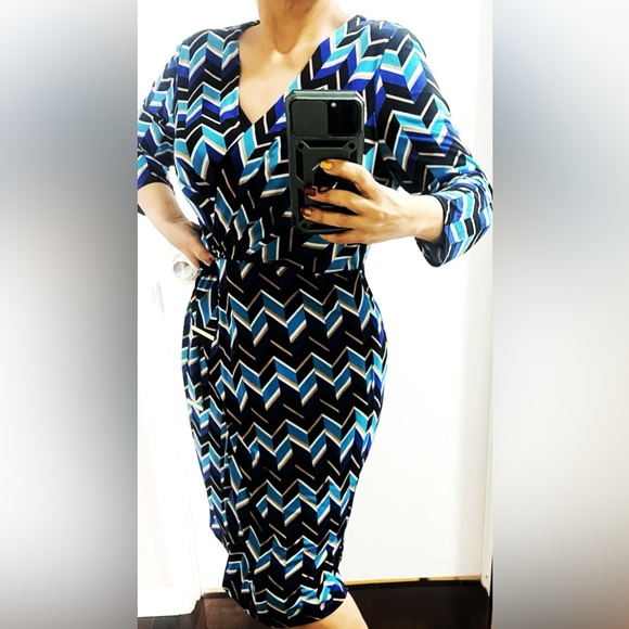 Anne Klein Black and Blue Dress - Picture 3 of 7